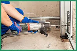 Quality Garage Door Service Evanston, IL 847-798-6498 - installation-sid-gr-22m