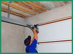 Quality Garage Door Service Evanston, IL 847-798-6498 - sprin-sid-gr-22m